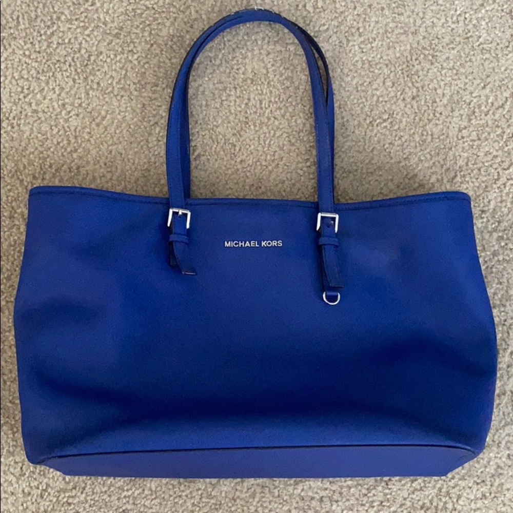 Michael Kors Large Jet Set Travel Bag in Blue